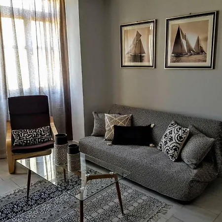 Casa de hóspedes Dali 3*